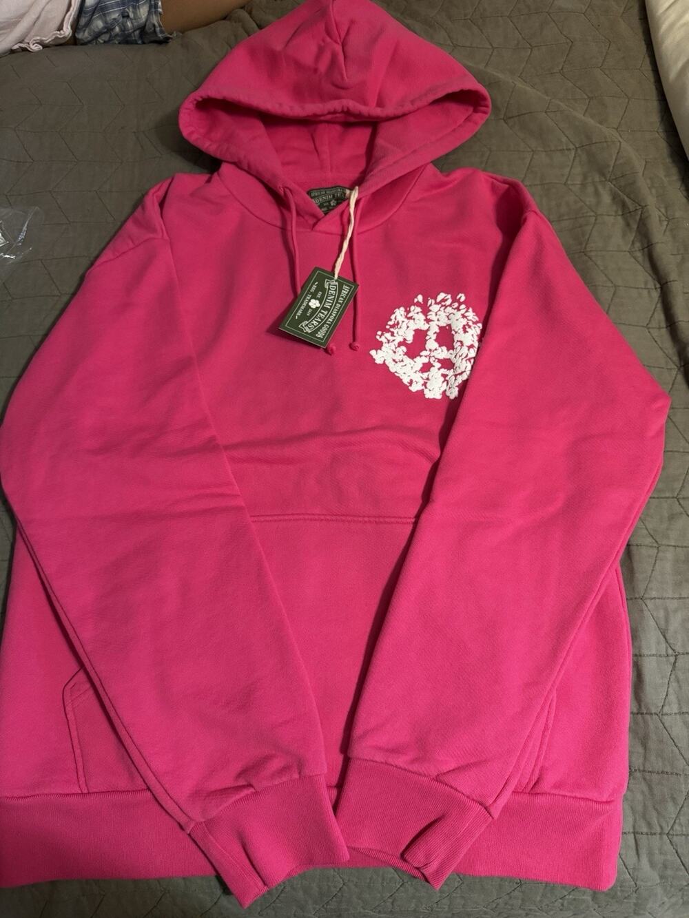 Denim Tears Pink/White Graphic Pullover Hoodie Unisex Size S Hooded Pockets